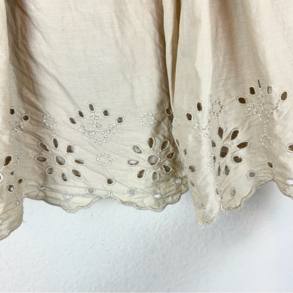 Baby Gap Beige Eyelet Dress - Picture 2 of 5